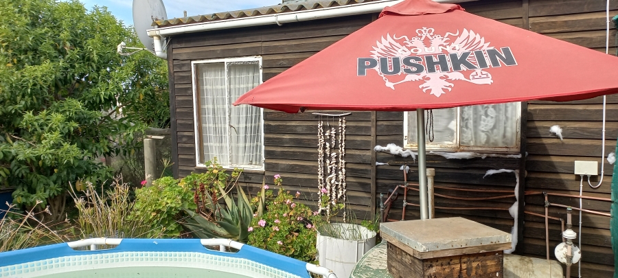 2 Bedroom Property for Sale in Theronville Western Cape